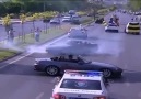 Polisin Önünde Drift Atmak