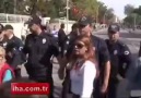 Polisten eylemci kadına tokat gibi cevap