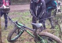 Poor guy got his bike stuck on an electric fence