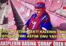 Rakiplerin başına çorap ören nineAllah uzun ömürler versin nine...