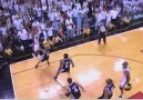 Ray Allen Hits Clutch Three-Pointer !