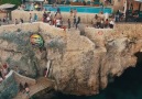 Rick&Cafe Cliff Jumping in Negril Jamaica