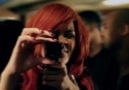 Rihanna - Smile