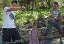 Riley Curry hits the Nae Nae with her Dad Steph Curry!