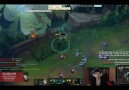 Riven vs Illaoi Outplay by BoxBox