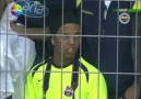 Ronaldinho Fenerbahçede :)) Mutlaka İzle.!