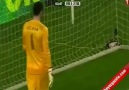 Ronaldo vuruyor Volkan kurtarıyor.