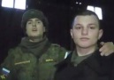 Rusya ordusunda bir asker Kur&Kerim okuyor.
