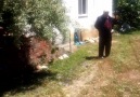 Saban Turk - 50 yıllık komşular 10 metreden bayram lasiyor