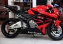 salon POYRAZ - HONDA CBR 600 RR Facebook