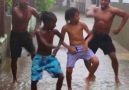 SALSA CUBANA EN LA LLUVIA LIKE BILL ROJAS II INSTAGRAM @rumberito2010