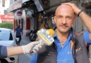 Sarı Mikrofon - BERBER KUAFÖRSÜZ BİR DÜNYA NASIL SARI...