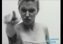 Scarlett Johansson - Ahlaksız Adam