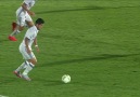 Sergio Díaz scores long-range wonder goal against Amorebieta