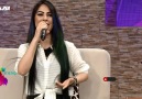 Sesi ve Güzelliğiyle Programa Renk Katan Sanatçı