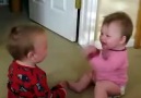Sevimli Bebeklerin emzik savaşı