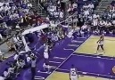 Shaquille O'Neal Breaks Backboard !