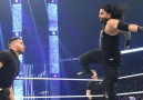 Sheamus, Roman Reigns'i WWE'den Uzaklaştırmaya Çalışır