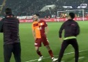 Sinan Gümüş ile Nagatomonun gol sevinci