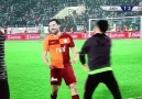 Sinan ve Nagatomonun Gol sevinci