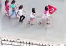 Sivas'ın Çocukları -   "Bu Millet Ölmez Vatan Bölünmez"