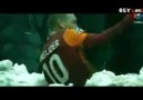 Sneijder:" Galatasarayda Kalıyorum"