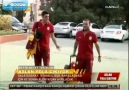 Sneijder Yere Düşen Galatasaray Montunu Öpüyor