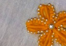 Step-by-step tutorial on how to make this beautiful pearl flower