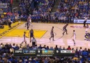 Stephen Curry, sezonu 402 üç sayı isabetiyle tamamlayarak reko...