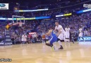 Stephen Curry with the CRUCIAL turnover!
