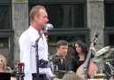 Stingin New Yorkta Englishman In New York Şarkısı Canlı Performansı