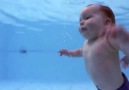 Su altında yüzen bebekler!