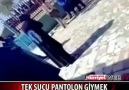 Sudan polisi tarafından pantolon giydiği için kırbaçlanan kadın