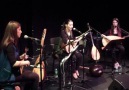 Suya Söylenen Türkü - La Trio.Çift Jandarma Geliyor