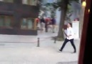 Taksimde Eli Satırlılar Bayanlara Saldırıyor / PAYLAŞ LTFEN
