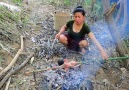 Tasty Rural - Amazing woman catch and cook chicken eating delicious!
