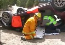 Ters Dönmüş Araçtan Yaralı Çıkarılması (Paramedik Öğrencileri)