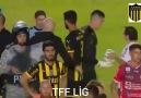 TFF LİG - Kaleci maç sonrasında down sendromlu bir...