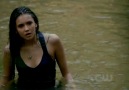 The Vampire Diaries - Damon Elena'yı göle fırlatır