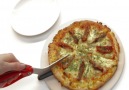 The Worlds Best Pizza Cutter..LIKE (y) Sia Magazincredit Dreamfarm