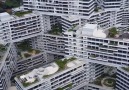 This building structure in Singapore is absolutely incredible!