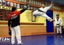 TKD  M-TEAM GREAT TAEKWONDO KICKS Ω (TAEKWONDO TEAM)