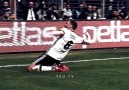 Tosic Gomisle eğlenip golünü atıyor.