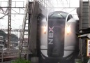 Train washing in Japan! How do they do it