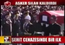 TÜRK ASKERİNDEN ŞEHİT CENASESİNDE GÖVDE GÖSTERİSİ