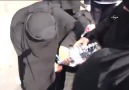 Türk Polisinde Doğu Türkistan'lı Müslümanlara Biber Gazlı Müdahale Ve Darp