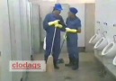Tuvalette Boğa yılanı şakası :))