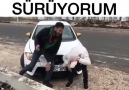 Uçak Bile Sürüyorum Ayıpsın