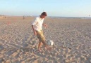 Unbelievable David Beckham 3 Balls into a trash can!!