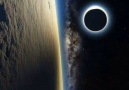 Un eclipse solar visto desde el espacio